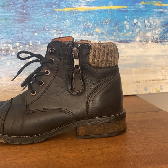 STEVE MADDEN BOOTS - Picture 6 of 10